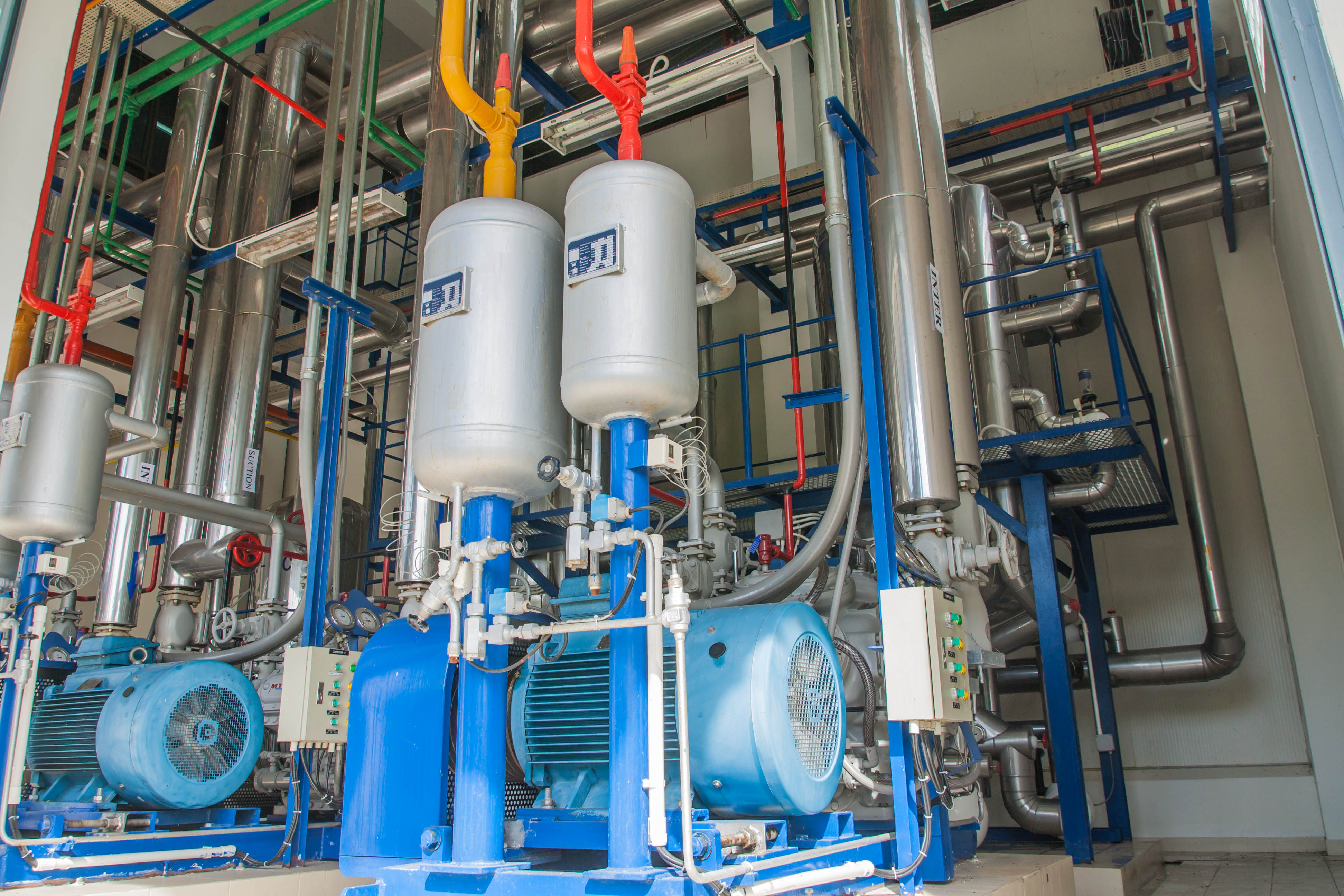 Commercial refrigeration mechanical equipment and piping